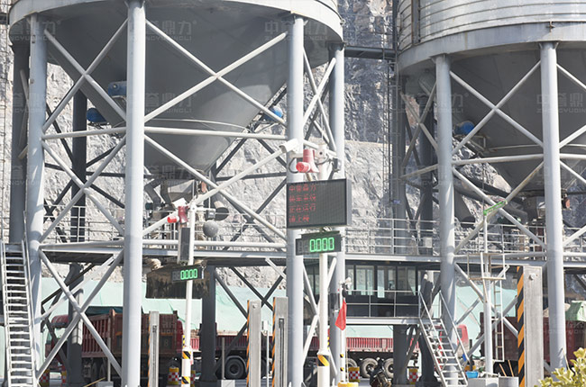 Ͳ�}(c��ng)�o(w��)���Ԅ�(d��ng)�b܇(ch��)ϵ�y(t��ng)