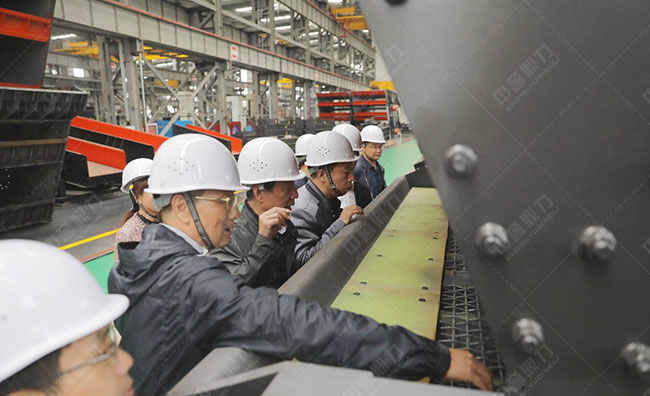 ���𼯈F��һ���W�R���u�������^����