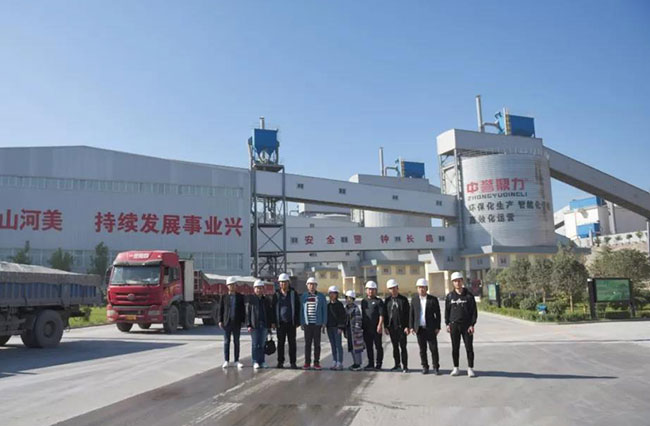 �F���~�ʱ̽��^������F�W�R���u����