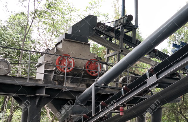 雙轉(zhuǎn)子制砂機使用現(xiàn)場