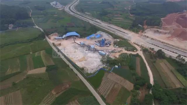 �ϻ��X��ʯ�����ĈD