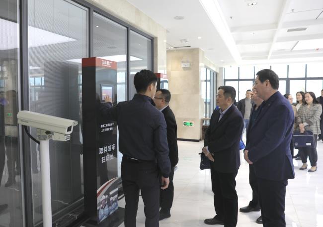 ��ʾ���ܹ���ϵ�y