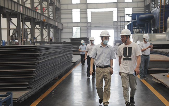 實地參觀中譽鼎力智能化一體生產(chǎn)車間